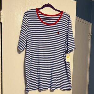Duluth Trading Co Blue and White Striped Short Sleeve Tee with Red Trim
